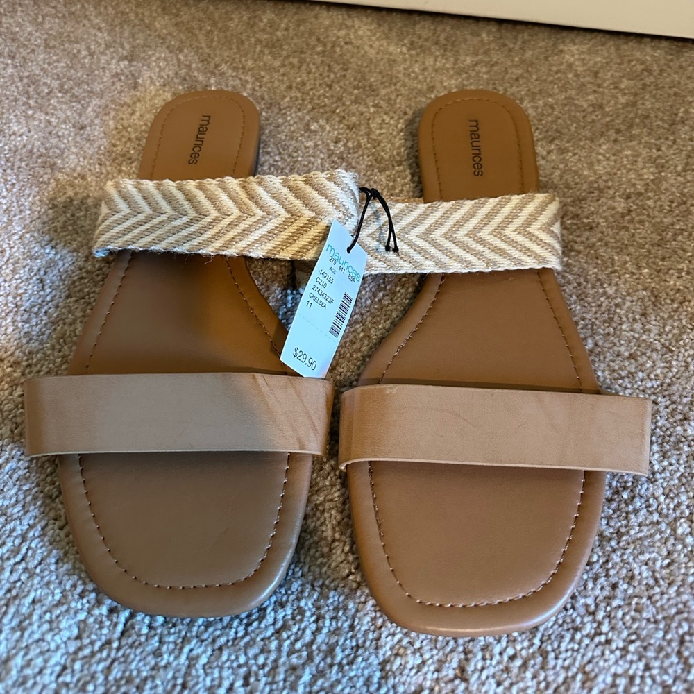 Maurices Size 11 Flats - Tan w Tan/White Pattern